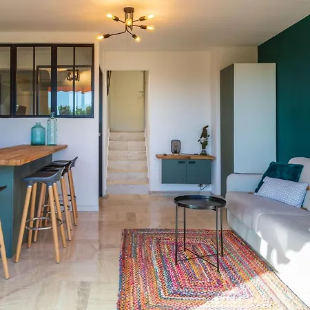 Lovely 35m Flat 20 Meters From The Beaches Ideal For Congress & Holidays *